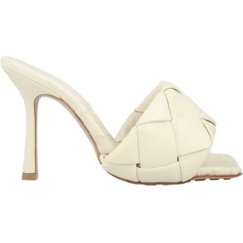 Leather heels , female, Sizes: 6 1/2 UK - Bottega Veneta - Modalova