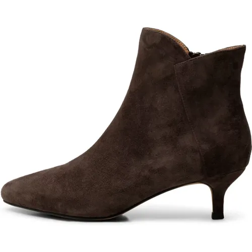 Elegant suede ankle boot , female, Sizes: 4 UK, 6 UK, 3 UK, 7 UK, 5 UK - Shoe the Bear - Modalova
