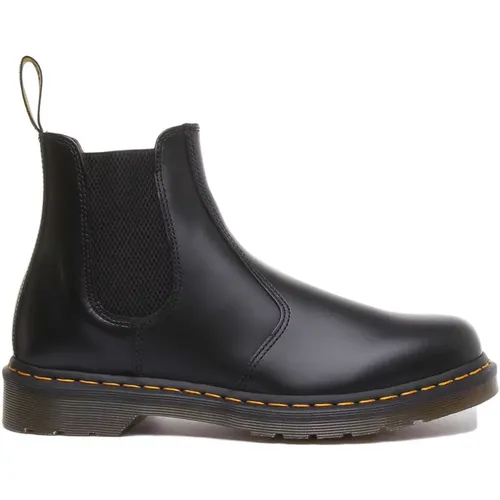 Chelsea Boot in , female, Sizes: 5 UK, 3 UK, 8 UK, 4 UK, 11 UK, 7 UK, 9 UK, 6 UK, 10 UK - Dr. Martens - Modalova