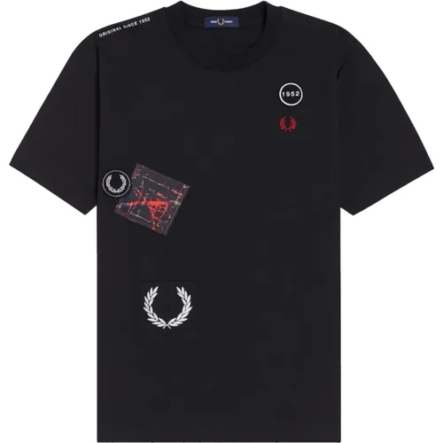 Graphic Tee with Patchwork Design , male, Sizes: L - Fred Perry - Modalova