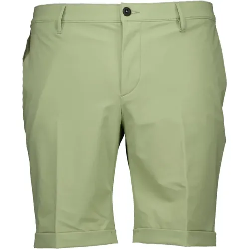 Grüne Bermuda-Shorts , Herren, Größe: W31 - Alberto - Modalova