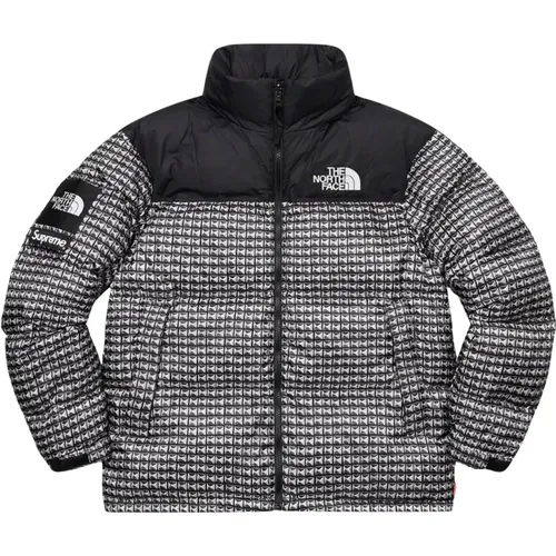 Limitierte Auflage Studded Nuptse Jacke Schwarz - Supreme - Modalova