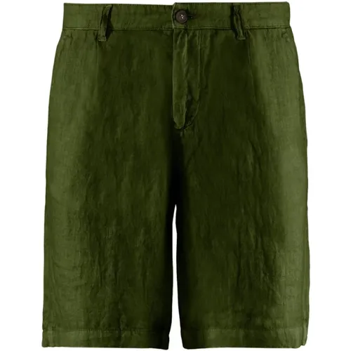 Linen Chino Shorts with Pleats , male, Sizes: W31, W30, W40, W29 - BomBoogie - Modalova