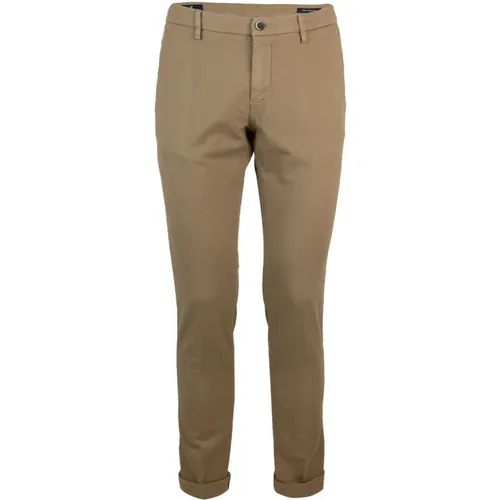 Elegant Chinos for the Modern Man , male, Sizes: S - Mason's - Modalova