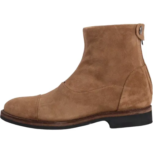 Braune Wildleder Flache Stiefeletten , Damen, Größe: 36 EU - alberta ferretti - Modalova