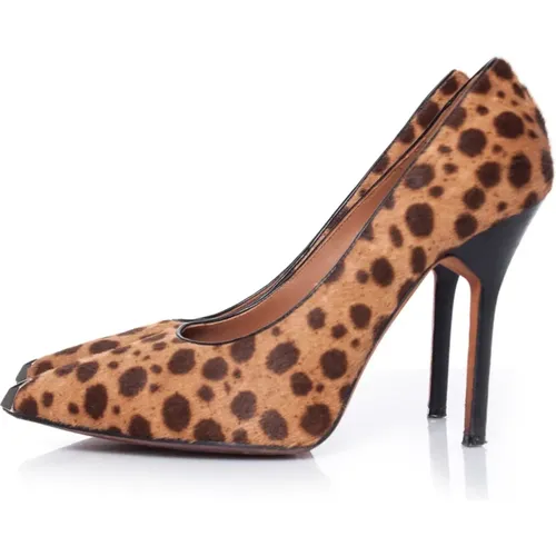 Leopard print pony skin pumps , female, Sizes: 5 UK - Givenchy Pre-owned - Modalova
