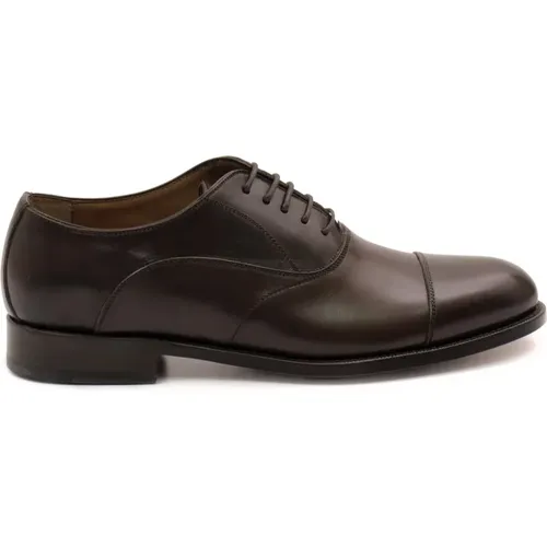 Handcrafted Dark Oxford Shoes , male, Sizes: 6 UK, 8 UK, 9 UK, 6 1/2 UK, 11 UK, 7 UK, 10 UK - Calpierre - Modalova