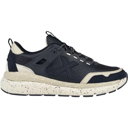 Kava Sneakers , male, Sizes: 8 UK, 9 UK, 11 UK, 7 UK, 10 UK - Munich - Modalova