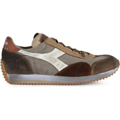 Canvas and suede sneakers, vintage style , male, Sizes: 9 1/2 UK, 10 UK, 7 UK, 10 1/2 UK, 8 1/2 UK, 7 1/2 UK, 6 1/2 UK, 8 UK - Diadora - Modalova