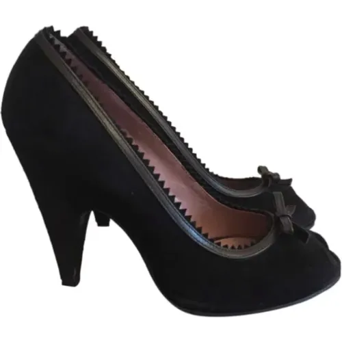 Pre-owned Suede heels , female, Sizes: 4 1/2 UK - Miu Miu Pre-owned - Modalova