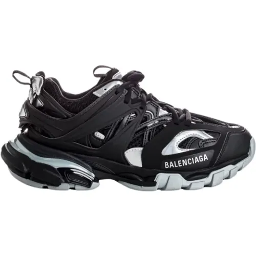 Classic Track Sneakers , male, Sizes: 2 UK, 1 UK - Balenciaga - Modalova