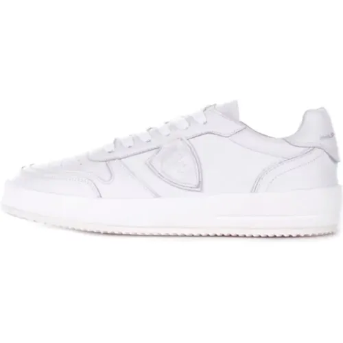 Sneakers , male, Sizes: 7 UK, 11 UK, 9 UK, 6 UK, 8 UK - Philippe Model - Modalova