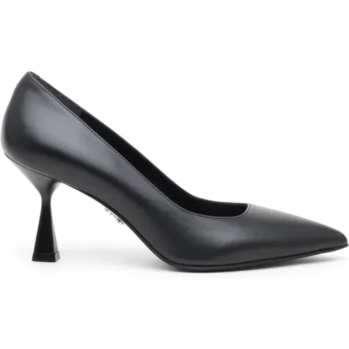 Pumps Women's Shoes , female, Sizes: 4 1/2 UK, 8 UK, 5 UK, 3 UK, 5 1/2 UK, 4 UK, 6 UK - Sergio Levantesi - Modalova