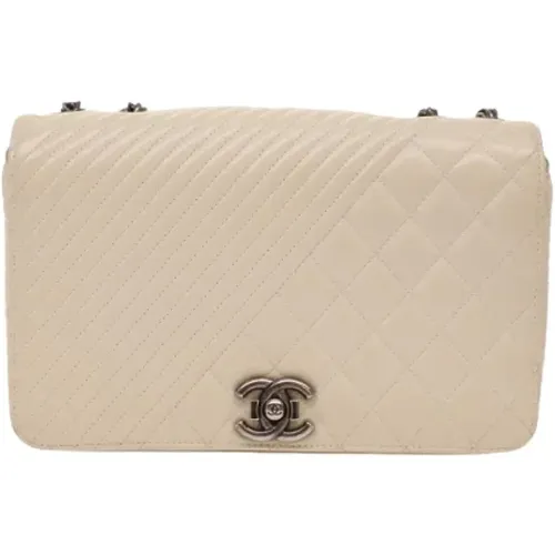 Leather Chanel Clutch , female, Sizes: ONE SIZE - Chanel Vintage - Modalova