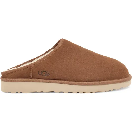 Classic Slip-On Slippers , male, Sizes: 5 UK - Ugg - Modalova