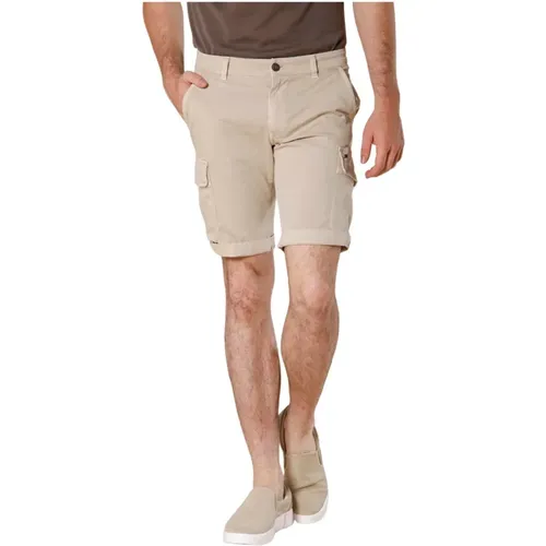 Slim Cargo Bermuda in Stretch Satin - Mason's - Modalova