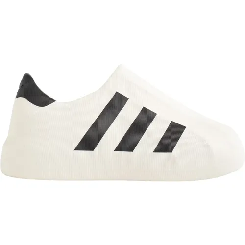 Schaumstoff Shell Toe Slip-On Sneakers , Herren, Größe: 44 1/2 EU - Adidas - Modalova