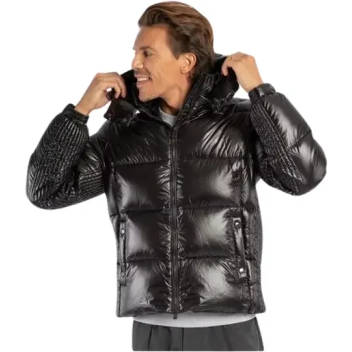 Shiny Down Jacket , male, Sizes: 3XL - Tatras - Modalova