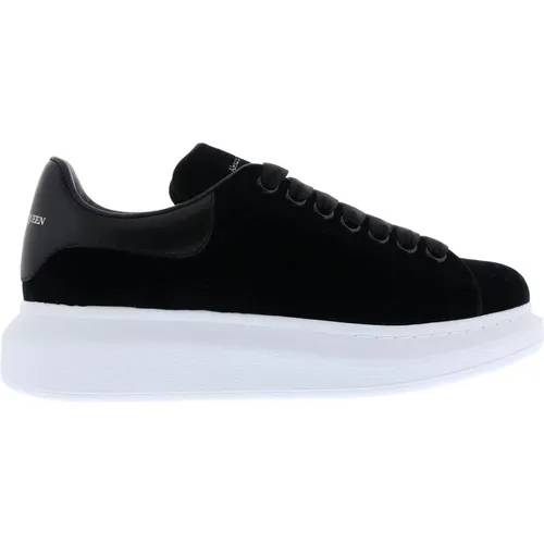 Velvet Oversized Sneakers , female, Sizes: 3 1/2 UK, 6 UK, 3 UK, 4 1/2 UK, 2 1/2 UK, 4 UK, 5 1/2 UK - alexander mcqueen - Modalova