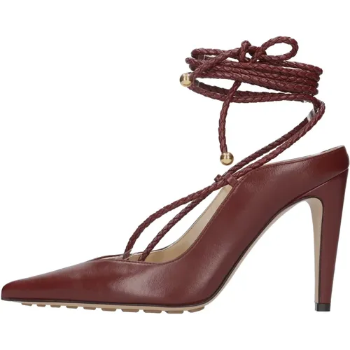 With Heel Bordeaux , female, Sizes: 6 UK - Bottega Veneta - Modalova