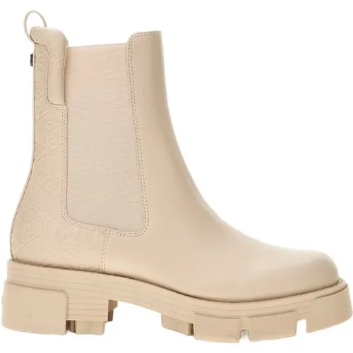 Guess uk clearance boots