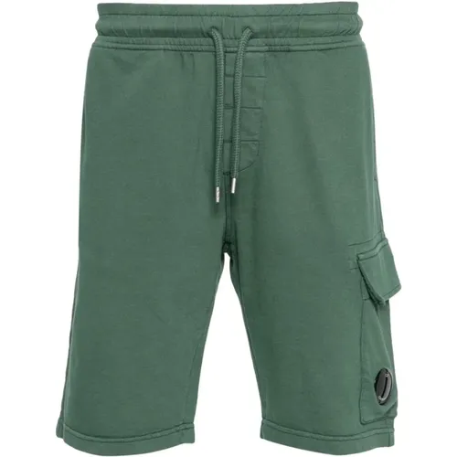 Grüne Shorts mit Iconic Lens Detail , Herren, Größe: L - C.P. Company - Modalova