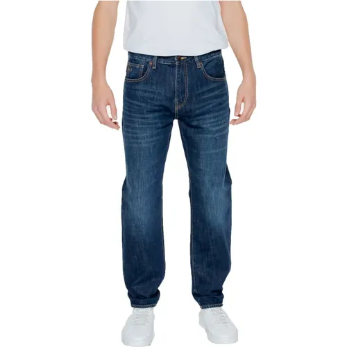 Slim Fit Men's Jeans Spring/Summer Collection , male, Sizes: W36 L32, W40 L32, W30 L30, W33 L32, W38 L32, W32 L30, W32 L32, W31 L30, W29 L32, W34 L32 - Armani Exchange - Modalova