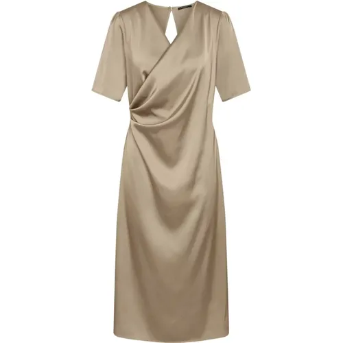 Elegantes Raisellabbnemi Kleid in Sand - Bruuns Bazaar - Modalova