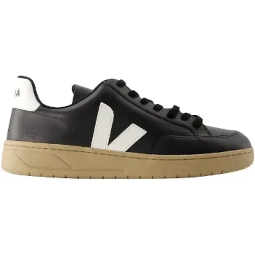 Leather sneakers , female, Sizes: 10 UK, 9 UK, 11 UK, 7 UK, 8 UK - Veja - Modalova