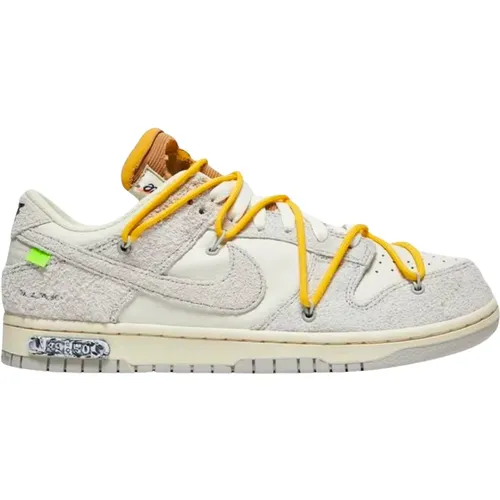 Limited Edition Off-White Dunk Low Lot 39 , male, Sizes: 5 UK, 4 1/2 UK, 9 UK, 12 UK, 6 UK, 3 1/2 UK, 6 1/2 UK, 10 1/2 UK, 8 1/2 UK, 11 UK, 4 UK, 2 1/ - Nike - Modalova