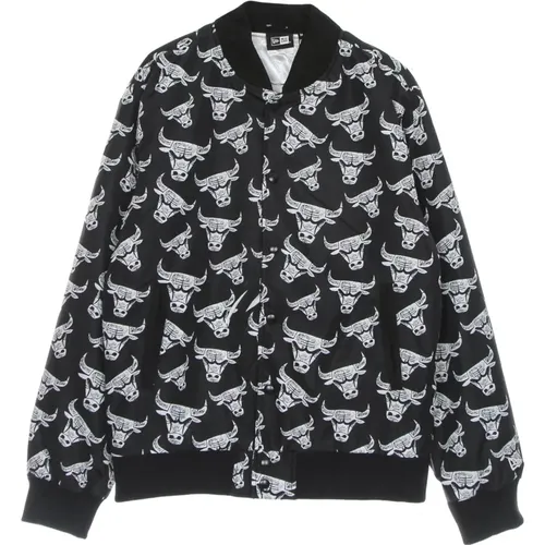 Chicago Bulls All Over Print Bomber Jacket , Herren, Größe: S - new era - Modalova