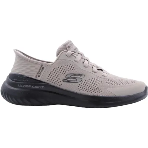 Stylish Men's Sneaker for Casual Outfits , male, Sizes: 6 UK, 13 1/2 UK, 14 1/2 UK - Skechers - Modalova