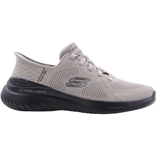 Stylish Men's Sneaker for Casual Outfits , male, Sizes: 7 UK, 10 UK, 8 UK, 6 UK, 12 UK, 9 UK, 11 UK, 13 1/2 UK, 14 1/2 UK - Skechers - Modalova