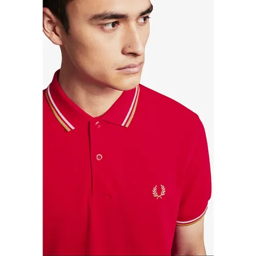 Rote T-Shirts und Polos Fred Perry - Fred Perry - Modalova