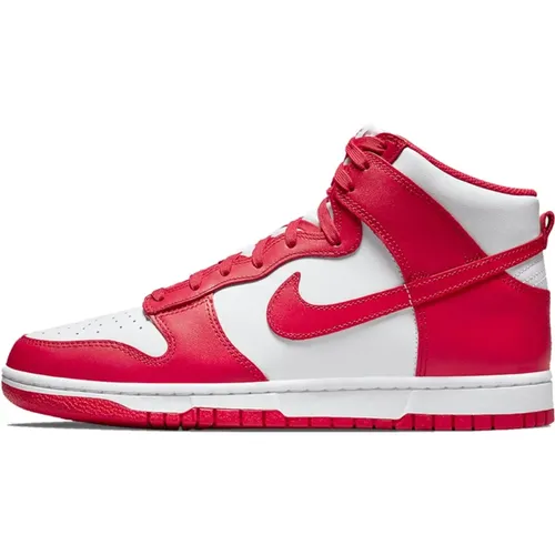 University Dunk High Sneakers , male, Sizes: 11 UK, 7 UK, 6 UK, 8 UK, 4 1/2 UK, 9 UK, 6 1/2 UK, 8 1/2 UK, 5 UK, 10 1/2 UK, 14 1/2 UK, 13 1/2 UK, 12 UK - Nike - Modalova