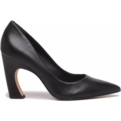 Schwarze Elegante Geschlossene Pumps , Damen, Größe: 39 EU - CARRANO - Modalova