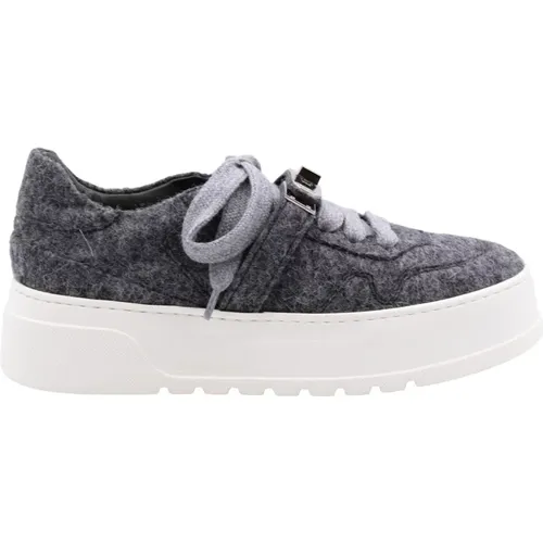 Stylish Sneaker with Sierlijk Detail , female, Sizes: 6 UK, 7 UK, 5 UK, 4 UK - Laura Bellariva - Modalova