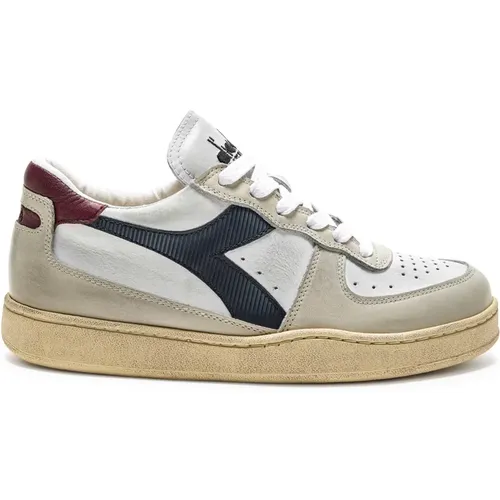 Used Low Top Sneakers with Stone Washed Finish , female, Sizes: 5 1/2 UK - Diadora - Modalova