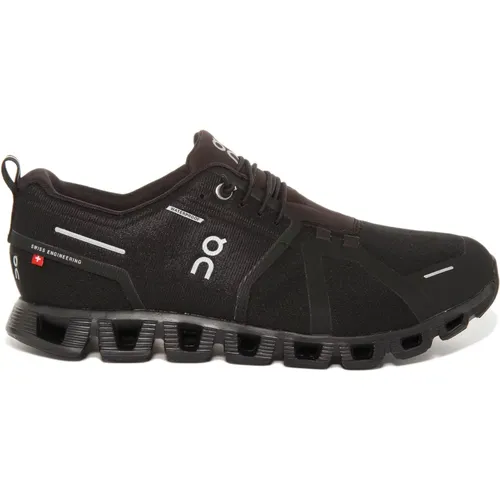 Cloud 5 Waterproof Sneakers Men , male, Sizes: 9 UK, 10 1/2 UK, 13 1/2 UK, 8 1/2 UK, 7 UK, 8 UK - ON Running - Modalova