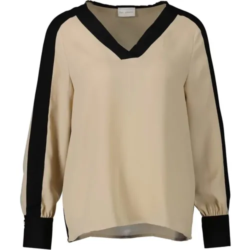 V-neck Knitwear , female, Sizes: S, L, M - Due Amanti - Modalova