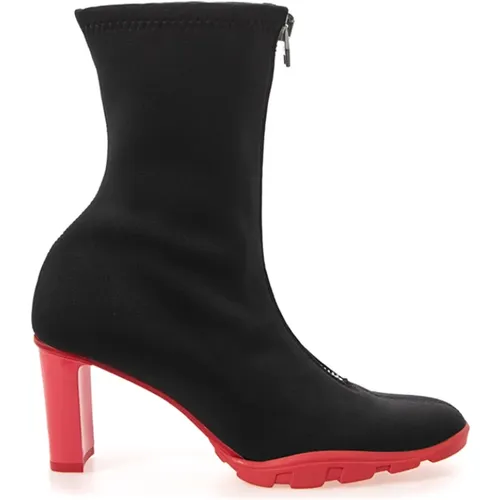Slim Tread Boot , female, Sizes: 2 UK, 3 1/2 UK, 4 UK, 4 1/2 UK - alexander mcqueen - Modalova