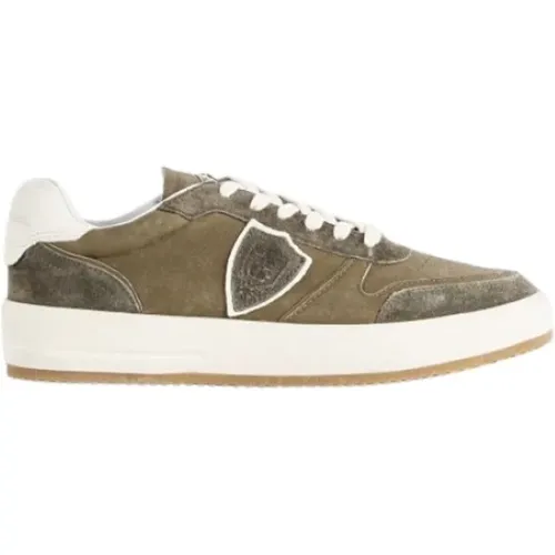 Khaki Green Sneakers with Perforated Toe , male, Sizes: 11 UK, 6 UK, 9 UK, 10 UK, 7 UK, 8 UK - Philippe Model - Modalova