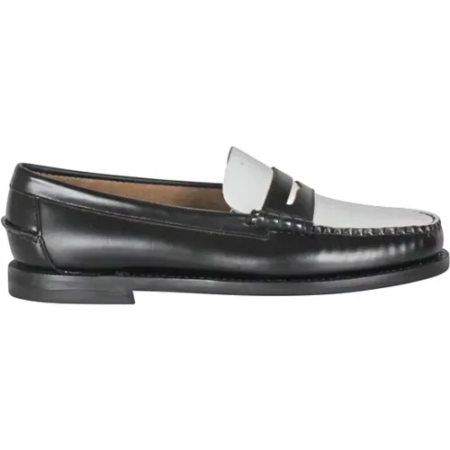 Classic Boat Shoes , female, Sizes: 4 1/2 UK, 6 UK, 5 1/2 UK, 3 UK, 7 UK, 4 UK - Sebago - Modalova