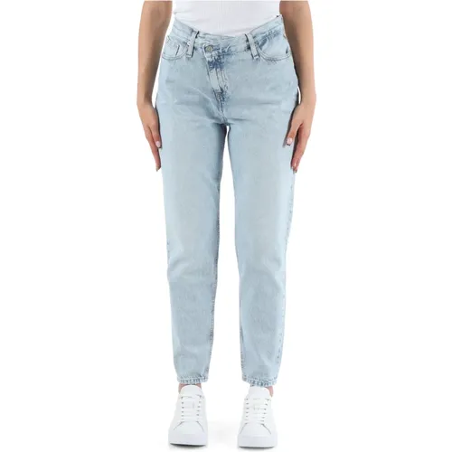 Mom Fit Jeans with Decentralized Closure , female, Sizes: W24, W30, W25, W26, W27, W29, W28, W31 - Calvin Klein Jeans - Modalova