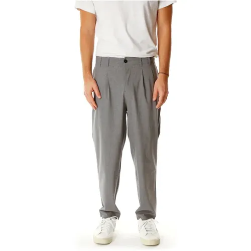 Tapered Fit Casual Hose , Herren, Größe: S - American vintage - Modalova