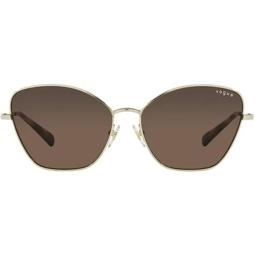 Gold/Brown Sunglasses , female, Sizes: 58 MM - Vogue - Modalova