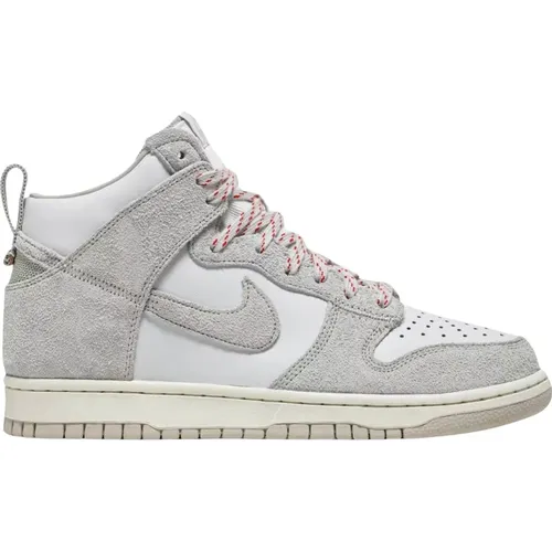 Limitierte Auflage Dunk High Notre Braun , Herren, Größe: 45 1/2 EU - Nike - Modalova