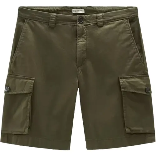 Classic Cargo Shorts , male, Sizes: W32, W34 - Woolrich - Modalova