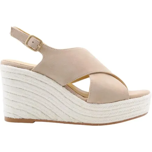 Evian Sandal , female, Sizes: 3 UK, 6 UK, 7 UK - Ctwlk. - Modalova