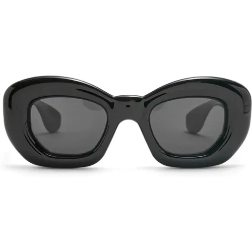 Bold Cat-Eye Sunglasses , female, Sizes: ONE SIZE - Loewe - Modalova